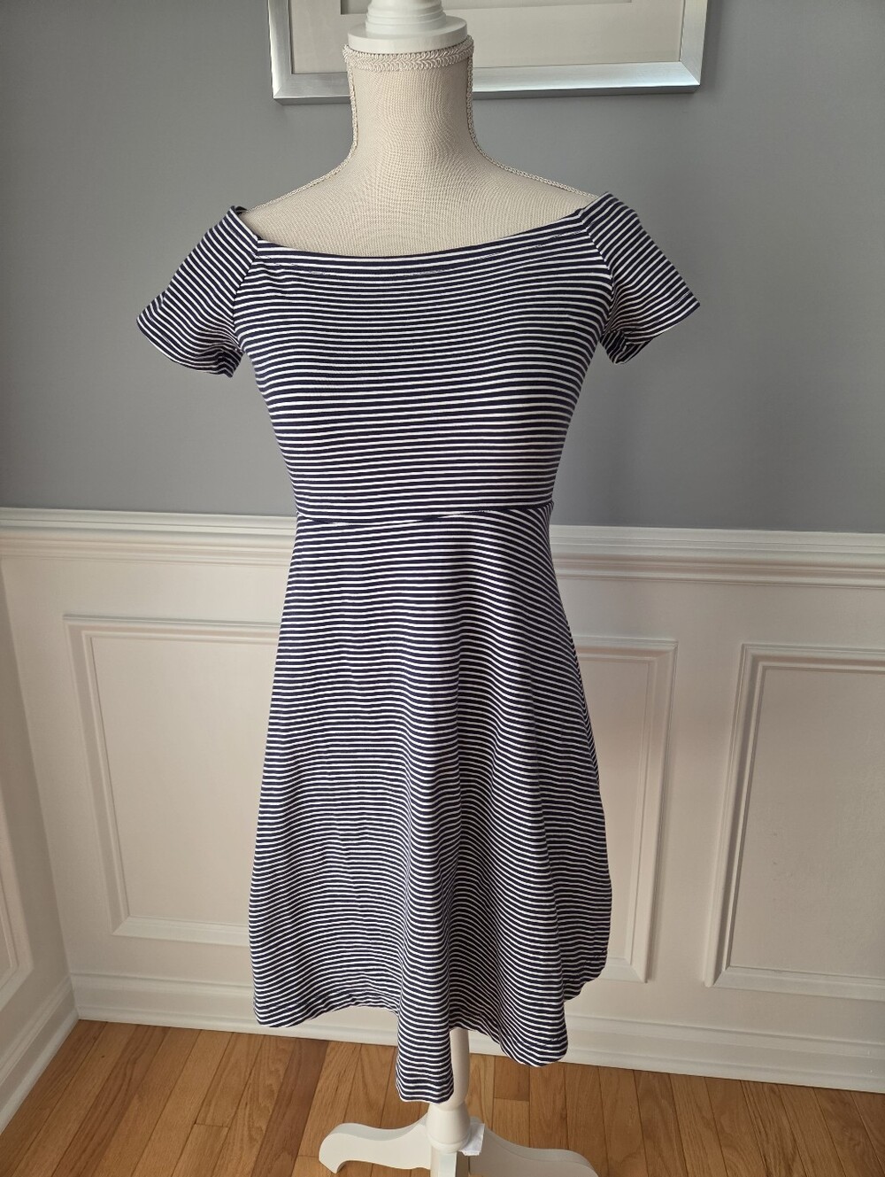 Old Navy White Navy Striped Off-the-Shoulder Fit And Flair Dress Women's Size XS